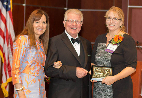 Jennifer Meece receiving research award